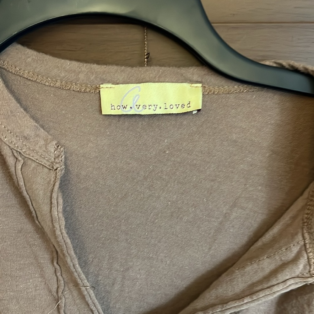 How very Loved shirt - Picture 4 of 4